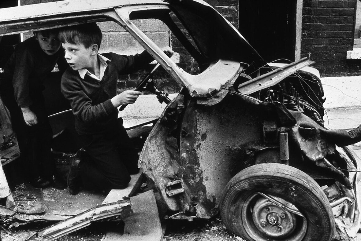 Children of the IRA. Shankill Road, Belfast, 1977.